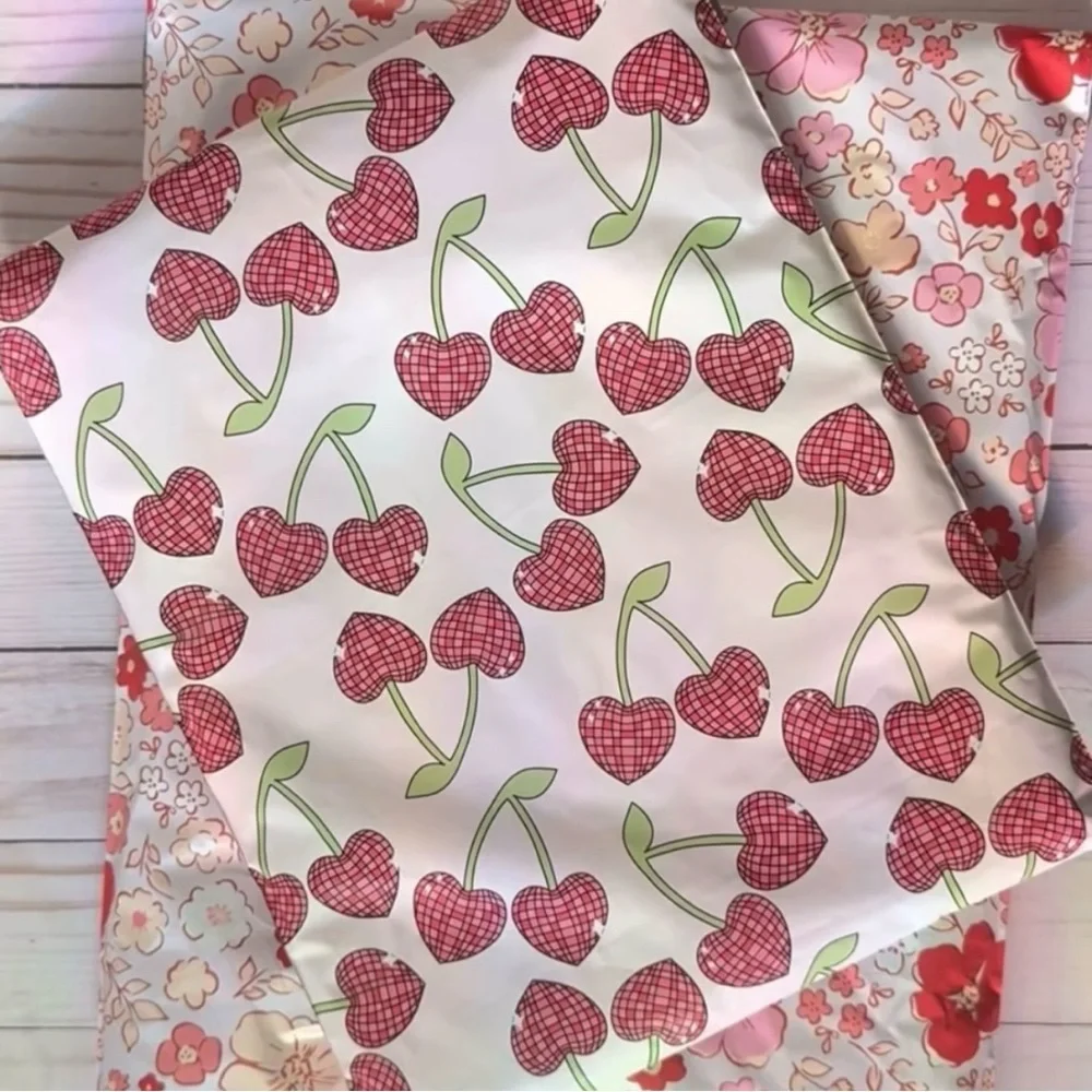 Disco Cherry Expandable Bottom Gusseted Poly Mailers 14.5x19x4 Pack of 10